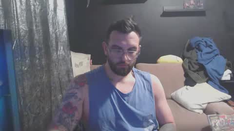 patrickmorris92 online show from March 8, 9:29 pm