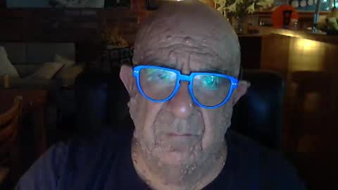 Snapshot of patvac chatting on December 29, 1:17 pm patvac online show from December 29, 1:17 pm