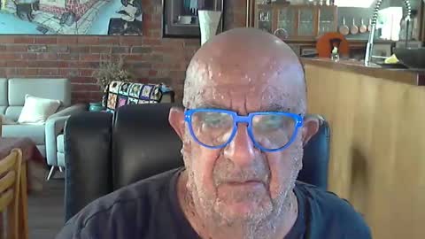 Snapshot of patvac chatting on January 6, 10:58 pm patvac online show from January 6, 10:58 pm