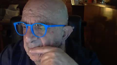 Snapshot of patvac chatting on February 15, 2:11 pm patvac online show from February 15, 2:11 pm