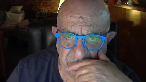 Snapshot of patvac chatting on February 16, 1:49 pm patvac online show from February 16, 1:49 pm