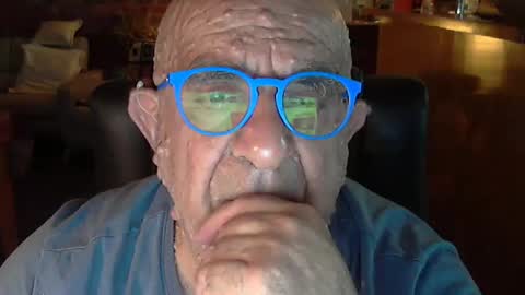 Snapshot of patvac chatting on February 17, 1:10 pm patvac online show from February 17, 1:10 pm