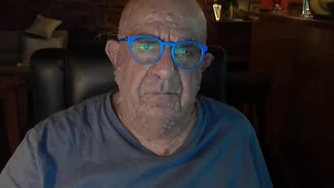 Snapshot of patvac chatting on March 6, 1:24 pm patvac online show from March 6, 1:24 pm