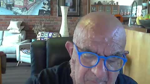 Snapshot of patvac chatting on March 7, 11:38 pm patvac online show from March 7, 11:38 pm