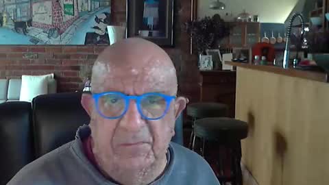 Snapshot of patvac chatting on September 9, 1:49 am patvac online show from September 9, 1:49 am