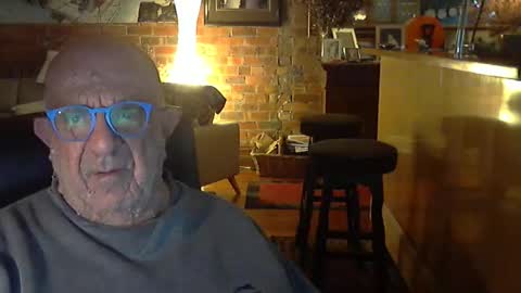 Snapshot of patvac chatting on September 12, 1:33 pm patvac online show from September 12, 1:33 pm