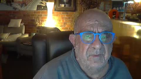 Snapshot of patvac chatting on September 16, 2:51 pm patvac online show from September 16, 2:51 pm