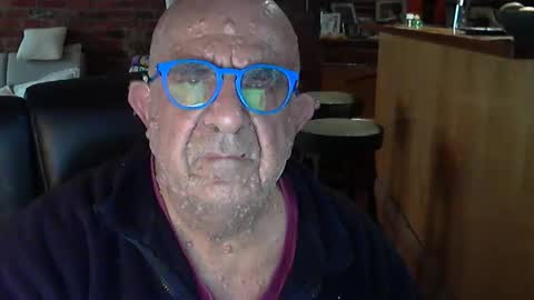 Snapshot of patvac chatting on September 24, 6:17 am patvac online show from September 24, 6:17 am