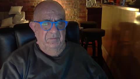 Snapshot of patvac chatting on September 28, 3:39 pm patvac online show from September 28, 3:39 pm