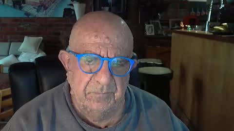 Snapshot of patvac chatting on October 23, 8:29 pm patvac online show from October 23, 8:29 pm