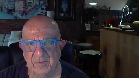 Snapshot of patvac chatting on November 3, 12:24 am patvac online show from November 3, 12:24 am