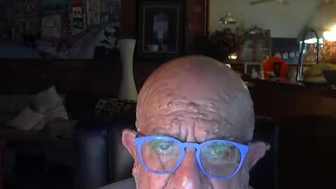 Snapshot of patvac chatting on November 6, 1:45 pm patvac online show from November 6, 1:45 pm