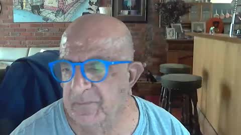 Snapshot of patvac chatting on December 13, 11:54 pm patvac online show from December 13, 11:54 pm