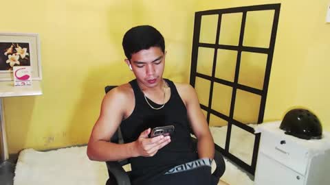 Snapshot of paul968323 chatting on October 29, 8:49 am MrBigPaul online show from October 29, 8:49 am