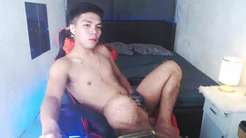 MrBigPaul online show from May 2, 1:43 am
