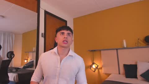 Paul online show from January 8, 4:11 pm