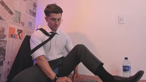 Paul online show from February 11, 6:22 pm