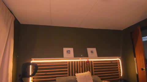 Paul online show from March 3, 12:27 pm