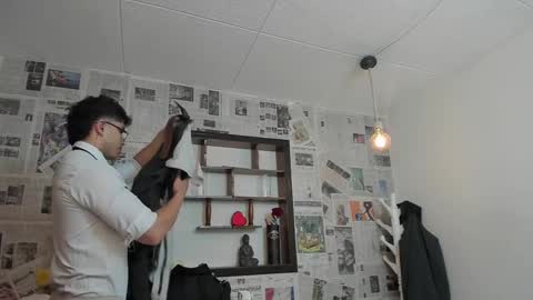 Paul online show from March 6, 12:30 pm