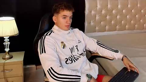 Paull George online show from March 9, 3:05 pm