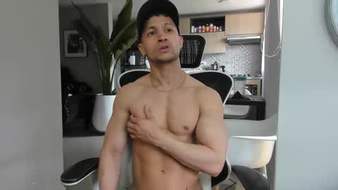 Snapshot of paul_reyborg chatting on September 14, 2:49 pm Paul online show from September 14, 2:49 pm