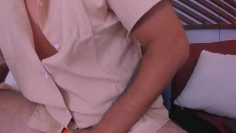 Snapshot of paul_rivera chatting on November 1, 10:12 pm Paul Rivera online show from November 1, 10:12 pm