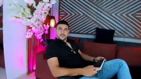 Paul Rivera online show from June 8, 8:20 pm