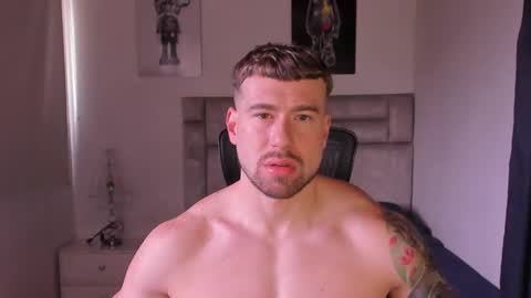 PAUL ROGER online show from December 19, 1:40 pm