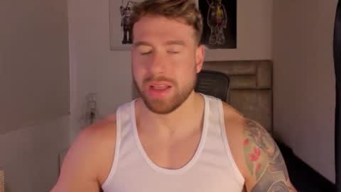 PAUL ROGER online show from January 8, 12:18 pm