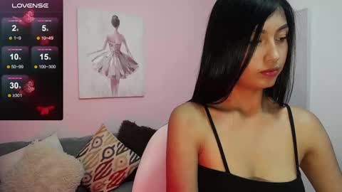 Pau online show from November 21, 12:37 pm