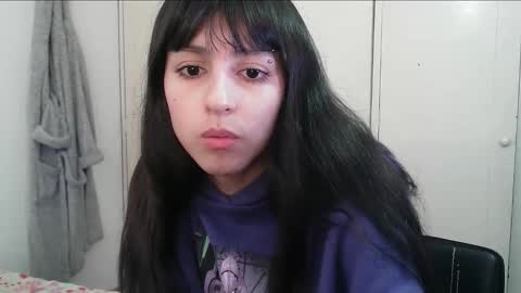 Snapshot of paulainblue chatting on September 22, 2:46 am   online show from September 22, 2:46 am