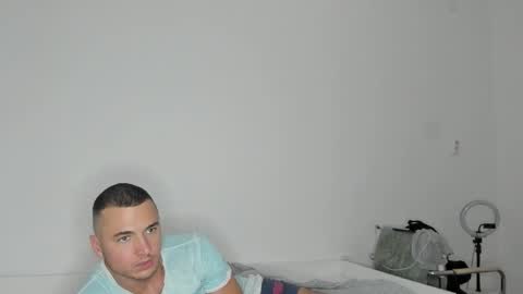 Snapshot of paulblack021 chatting on November 11, 5:24 pm paulblack021 online show from November 11, 5:24 pm