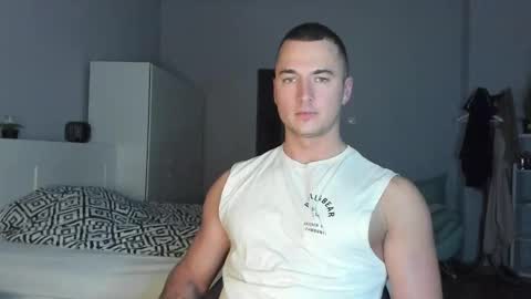 Snapshot of paulblack021 chatting on November 17, 9:20 pm paulblack021 online show from November 17, 9:20 pm