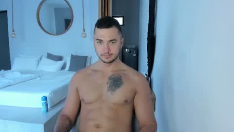 paulblack021 online show from June 30, 2:12 am