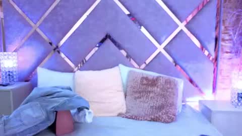 paulette_dupont_ online show from July 5, 11:23 pm