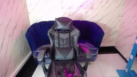 Live 800am 200pm COLOMBIAN HOUR online show from March 5, 4:24 pm