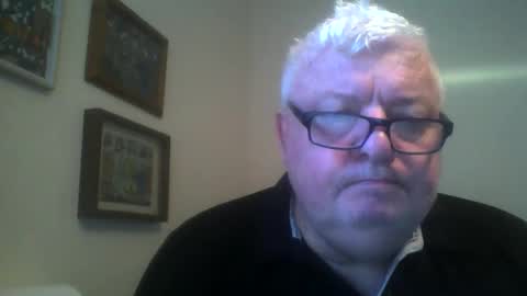 Snapshot of paulgn365 chatting on December 19, 9:38 am paulgn365 online show from December 19, 9:38 am