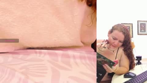 Snapshot of paulina_davis_ chatting on January 29, 3:22 am Paulina Davis online show from January 29, 3:22 am