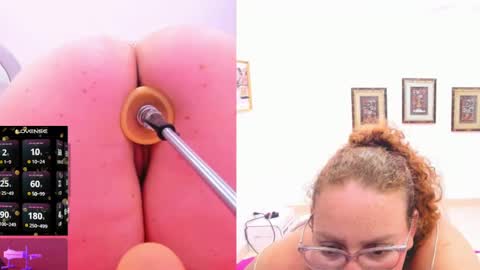 Snapshot of paulina_davis_ chatting on February 14, 7:07 am Paulina Davis online show from February 14, 7:07 am