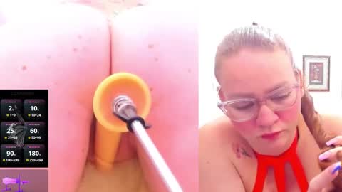 Snapshot of paulina_davis_ chatting on March 4, 3:22 am Paulina Davis online show from March 4, 3:22 am