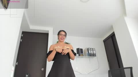 Snapshot of paulina_dossantos chatting on July 3, 7:31 pm paulina online show from July 3, 7:31 pm