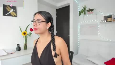 Snapshot of paulina_dossantos chatting on July 22, 8:33 pm paulina online show from July 22, 8:33 pm