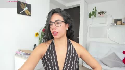 Snapshot of paulina_dossantos chatting on July 24, 7:01 pm paulina online show from July 24, 7:01 pm
