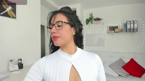 Snapshot of paulina_dossantos chatting on August 7, 8:11 pm paulina online show from August 7, 8:11 pm