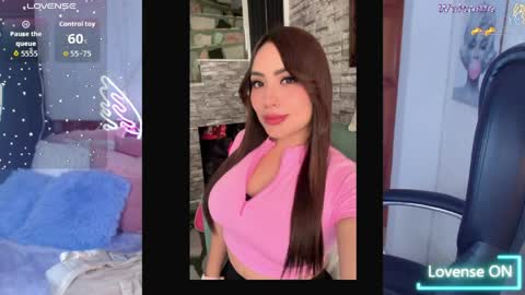 Snapshot of paulina_galvis2700 chatting on May 20, 3:40 pm paulina online show from May 20, 3:40 pm