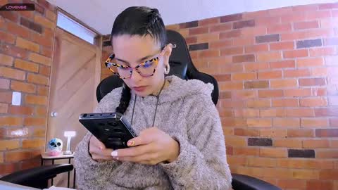 Snapshot of paulinabarnett_ chatting on January 11, 2:15 pm Paulina online show from January 11, 2:15 pm