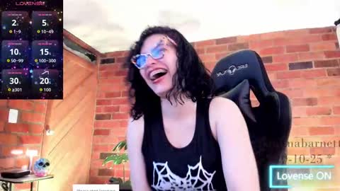 Snapshot of paulinabarnett_ chatting on October 20, 5:57 pm Paulina online show from October 20, 5:57 pm