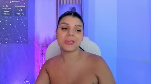 Paulina Belle online show from May 30, 4:59 pm