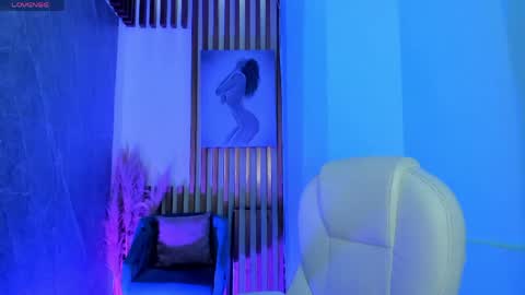 Paulina Belle online show from June 2, 1:24 pm