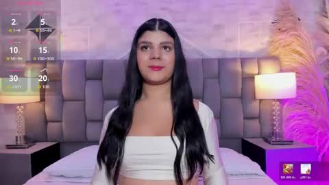 Paulina Belle online show from June 8, 2:06 pm